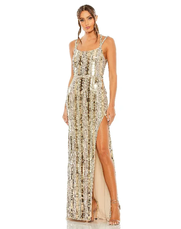 Halter Neck Embellished Detailed Back Gown