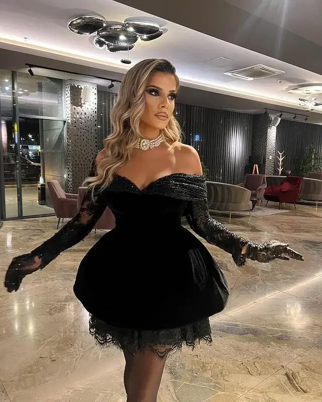 black-lace-velvet-short-cocktail-dresses-with-gloves-off-the-shoulder-mini-length-prom-gown-customized-formal-party-dress-2024